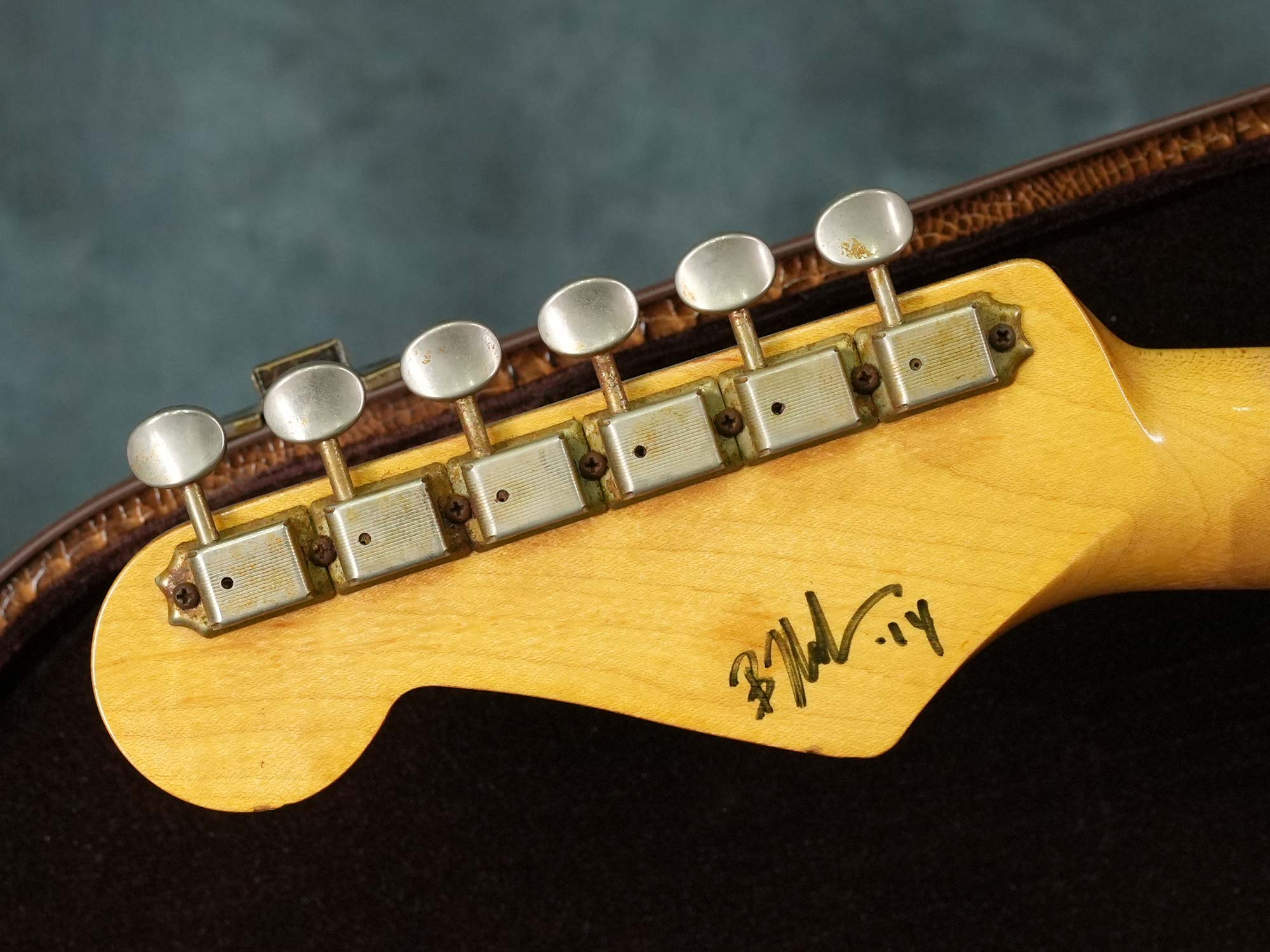 Nash Guitars S63 2-Tone Sunburst